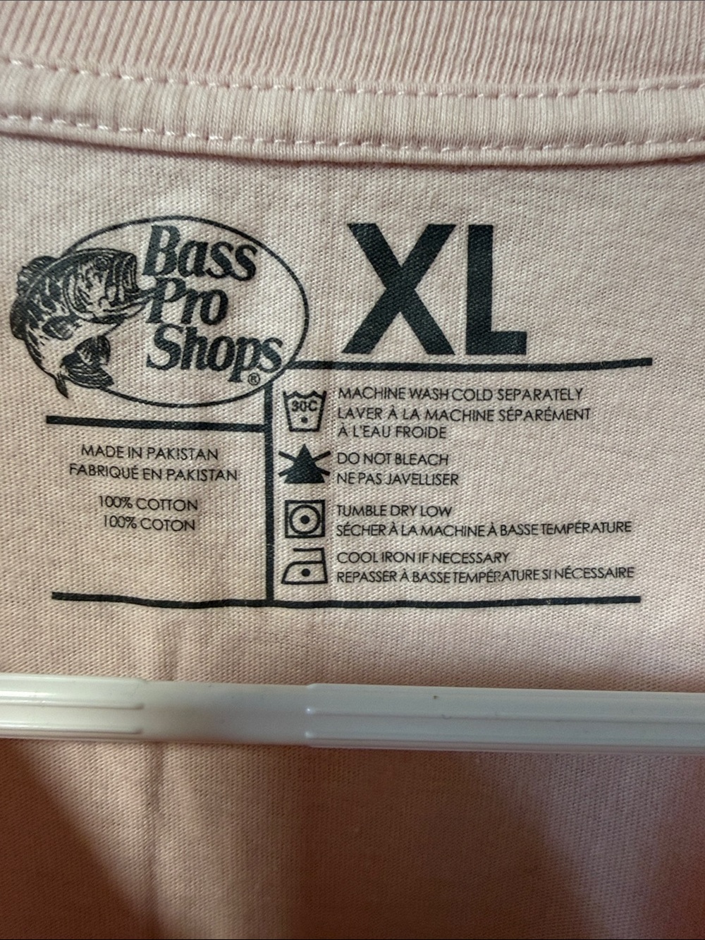 Bass Pro Shops Pink XL Cotton Tee Tag Detail